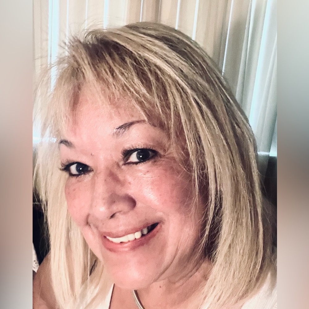 Meet your Posher, Mya